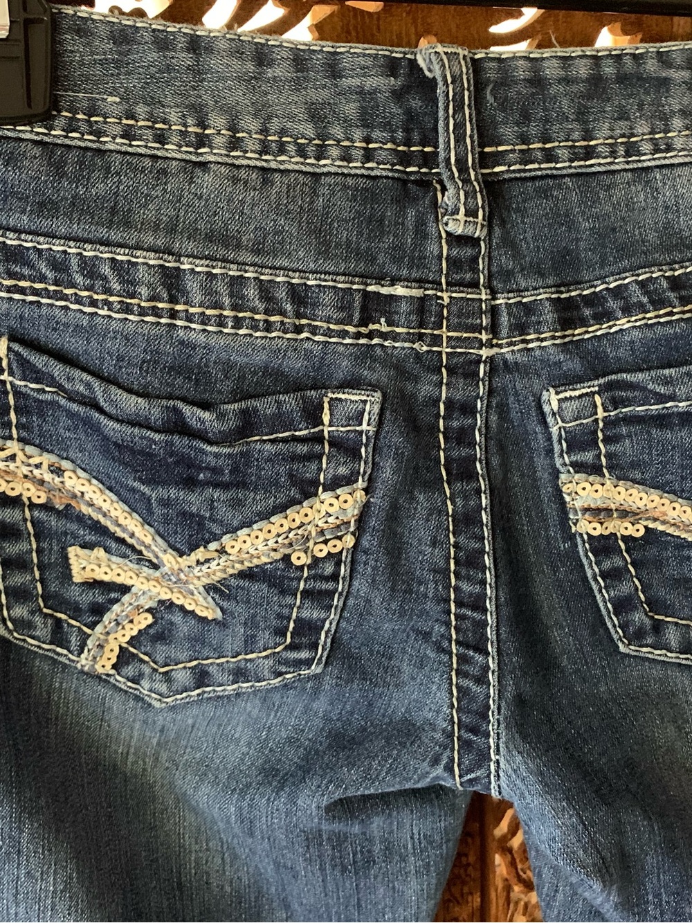 Women’s Ankle & Cropped Denim Jeans with Embellished Pocket - Blue